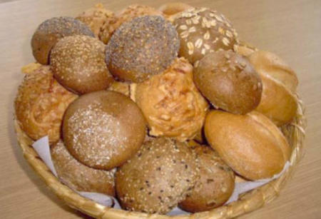 Partybrtchensortiment je ein Ksebrtchen, Schrippe, Krnerbrtchen