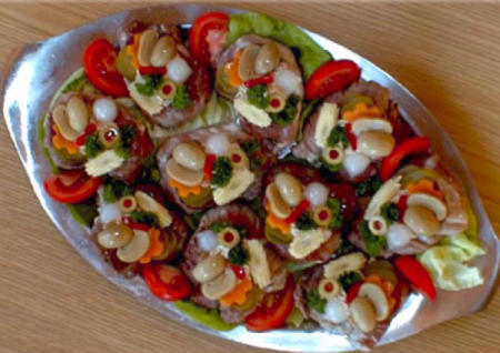 Schweinefiletmedaillon mit Gemse  Essen bestellen, Frhstck, kalte Platten, belegte Brtchen online bestellen  liefern Berlin Sonntags + Feiertags